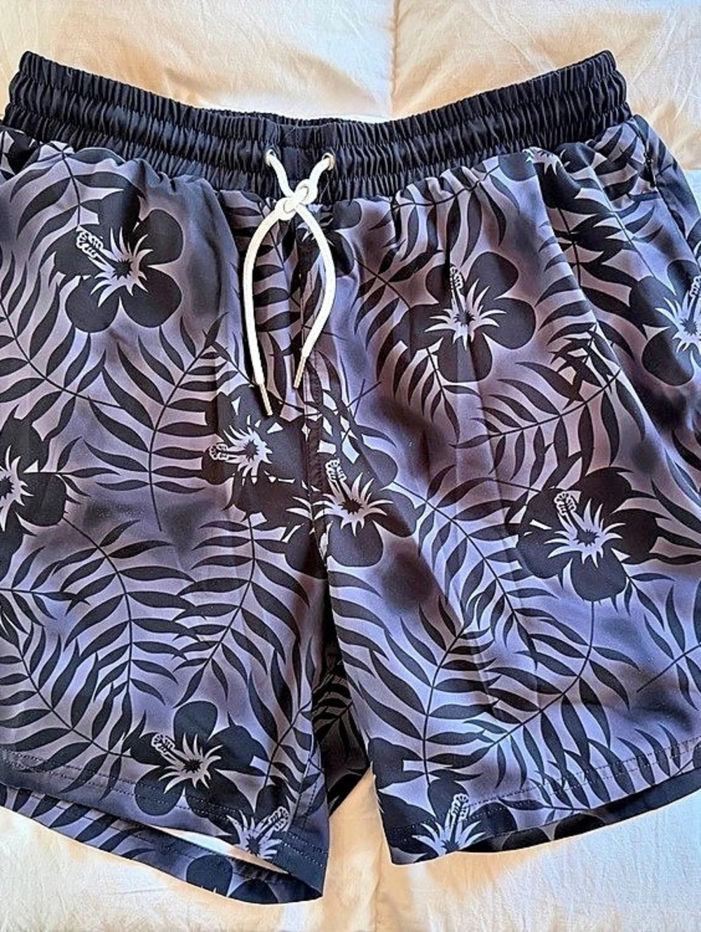 SLUNKS Mens Floral Swim Trunks in Black & Gray Large - NWOT